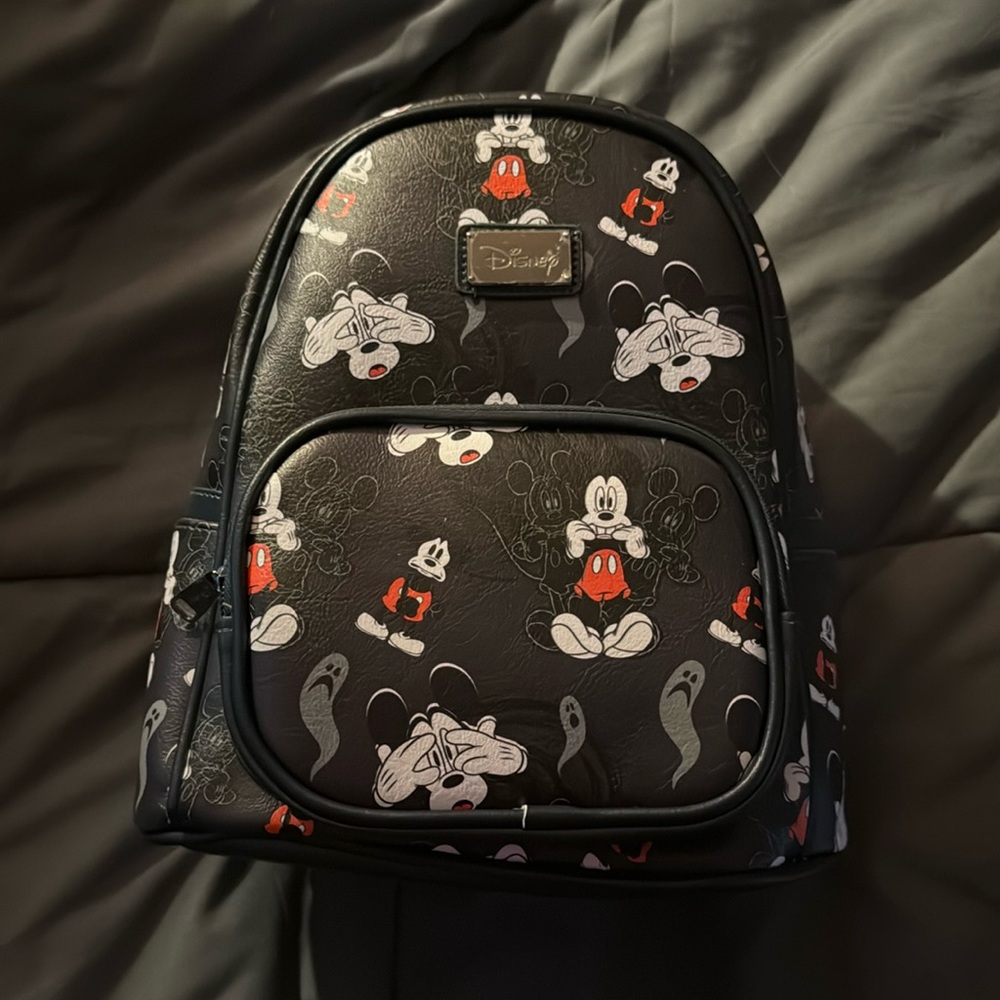 Story Book Disney Mickey Mouse Halloween.
